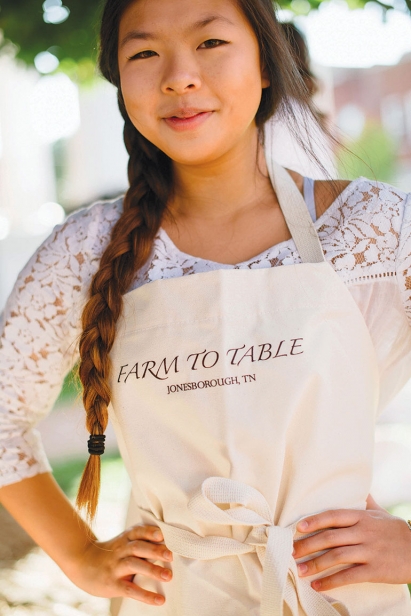farm to table waitress